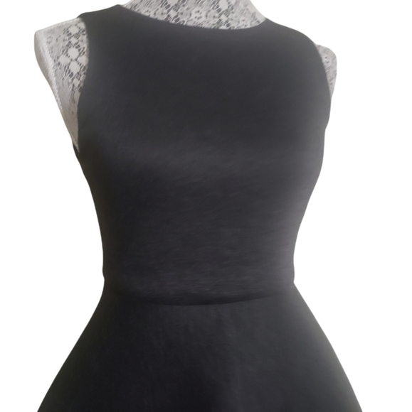 Alice & Olivia Employed Dress - Picture 4 of 8